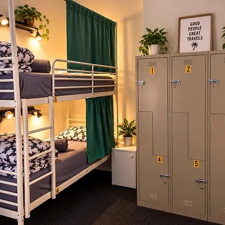Shiralee Hostel -Note - Valid Passport Required To Check In-2